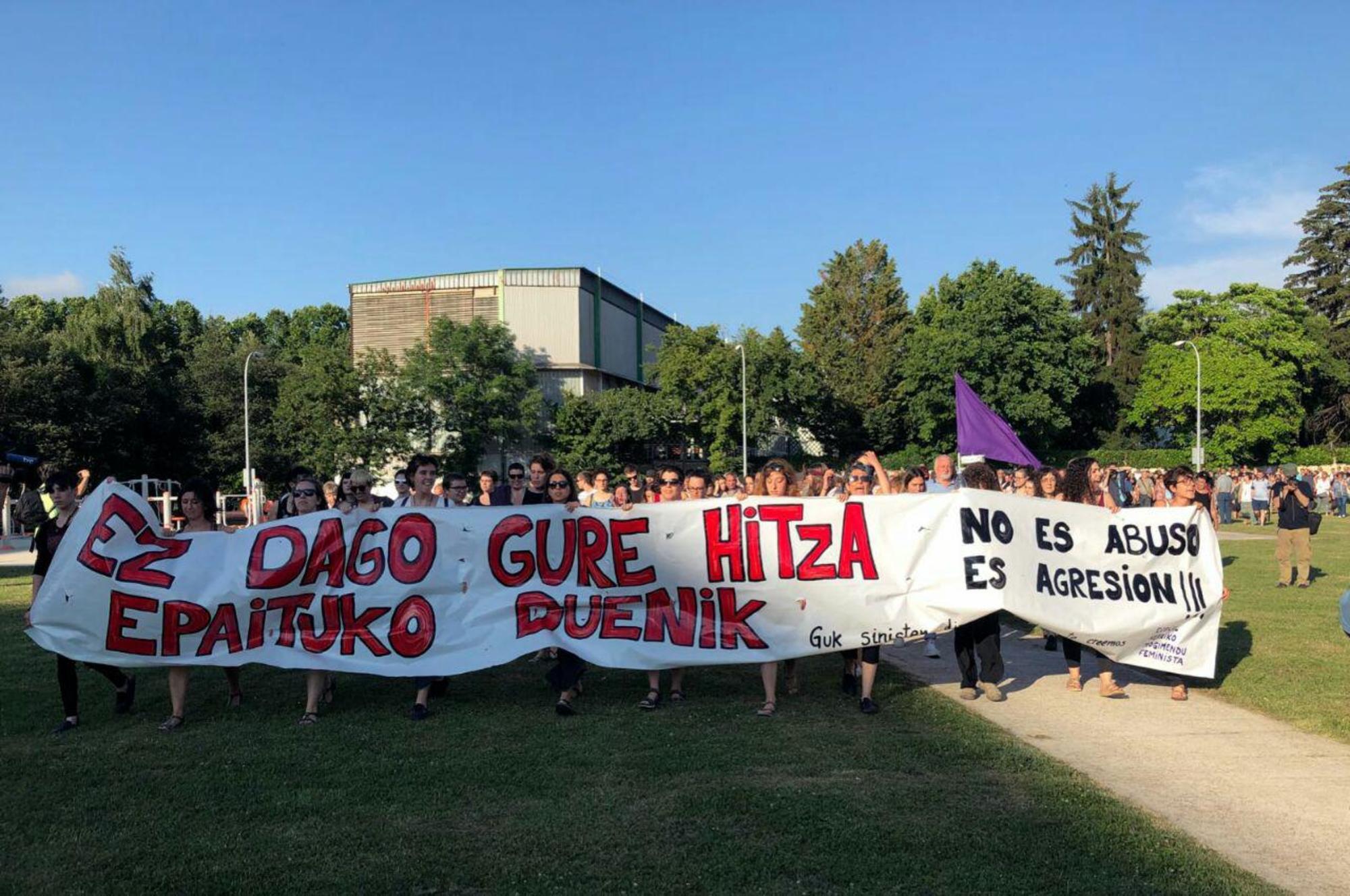 Manifestacion manada Pamplona